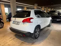 Usado Peugeot 2008 Active 92 CV (67 kW) 2014 Blanco SUV