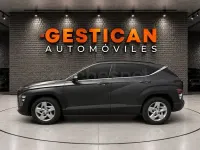 Usado Hyundai Kona 120 CV (88 kW) 2024 Gris / plata SUV