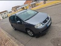Usado VW Touran Highline 140 CV (102 kW) 2007 Gris / plata Monovolumen