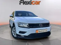 Używany VW Tiguan Edition 125 KM (91 kW) 2018 Biały SUV