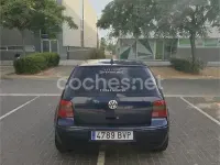 Usado VW Golf IV Highline 105 CV (77 kW) 2002 Azul Berlina
