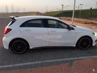 Usado Mercedes A250 AMG line 211 CV (155 kW) 2015 Blanco Berlina
