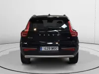 Usado Volvo XC40 129 CV (94 kW) 2022 Negro SUV