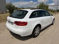 Usado Audi A4 143 CV (105 kW) 2011 Blanco Familiar