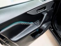 Usado Jaguar F-Pace SVR 550 CV (404 kW) 2019 Negro SUV