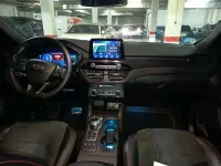 Usado Ford Kuga ST-Line 226 CV (166 kW) 2023 Negro SUV