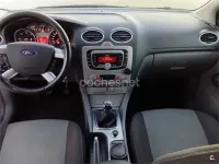Usado Ford Focus Business Edition 90 CV (66 kW) 2008 Gris / plata Berlina