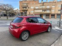 Usado Peugeot 208 Style 75 CV (55 kW) 2017 Granate Utilitario