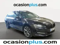 Usado Skoda Superb SportLine 272 CV (200 kW) 2019 Negro Familiar