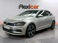 Usado VW Polo Advance 95 CV (69 kW) 2018 Gris Utilitario