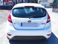 Usado Ford Fiesta Titanium 90 CV (66 kW) 2010 Blanco Berlina