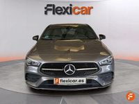 Usado Mercedes CLA200 Shooting Brake 150 CV (110 kW) 2021 Gris / plata Familiar