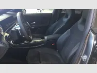Usado Mercedes CLA220 190 CV (139 kW) 2025 Gris montaña Berlina