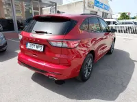 Usado Ford Kuga ST-Line 190 CV (139 kW) 2024 Rojo SUV