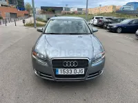 Usado Audi A4 140 CV (102 kW) 2005 Gris / plata Berlina