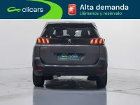 Usado Peugeot 5008 Allure 131 CV (96 kW) 2022 Gris SUV
