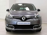 Usado Renault Grand Scénic Bose Edition 131 CV (96 kW) 2015 Gris Monovolumen