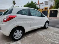 Usado Ford Ka Individual 69 CV (50 kW) 2012 Blanco Utilitario