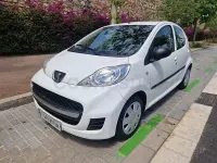 Usado Peugeot 107 68 CV (50 kW) 2010 Blanco Utilitario