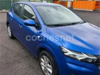 Usado Dacia Sandero Comfort 101 CV (74 kW) 2022 Azul Berlina