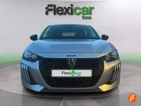 Usado Peugeot 208 Allure 100 CV (73 kW) 2024 Blanco Utilitario