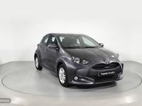 Usado Toyota Yaris Edition 125 CV (91 kW) 2024 Gris Berlina