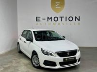 Usado Peugeot 308 Access 100 CV (73 kW) 2019 Blanco Berlina