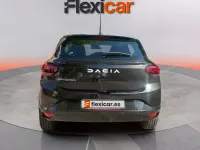 Usado Dacia Sandero Essentiel 101 CV (74 kW) 2025 Negro Berlina