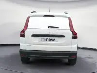 Usado Dacia Jogger Expression 100 CV (73 kW) 2025 Blanco Monovolumen