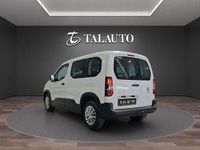 Usado Peugeot Rifter Active 99 CV (72 kW) 2021 Blanco Monovolumen