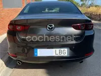 Usado Mazda 3 122 CV (89 kW) 2019 Negro Berlina