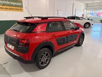 Usado Citroën C4 Cactus Feel 100 CV (73 kW) 2015 Rojo Utilitario