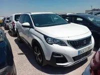 Usado Peugeot 3008 Allure 131 CV (96 kW) 2020 Blanco SUV