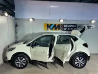 Usado Renault Captur Intens 90 CV (66 kW) 2018 Beige SUV
