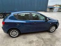 Usado Seat Ibiza Reference 90 CV (66 kW) 2014 Azul Utilitario