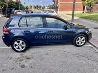 Usado VW Golf VII 105 CV (77 kW) 2013 Azul Berlina