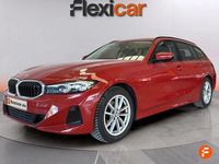 Usado BMW 318 150 CV (110 kW) 2023 Rojo Familiar