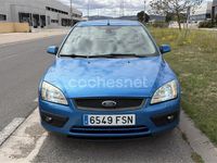 Usado Ford Focus Trend 115 CV (84 kW) 2007 Azul Berlina