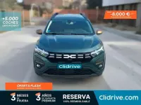 Usado Dacia Jogger Extreme 140 CV (102 kW) 2024 Verde Monovolumen