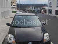 Usado Ford Fiesta Ambiente 68 CV (50 kW) 2008 Negro Utilitario