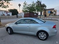 Usado VW Eos 140 CV (102 kW) 2007 Gris / plata Descapotable