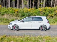 Usado VW Golf VII GTI 245 CV (180 kW) 2018 Blanco Berlina