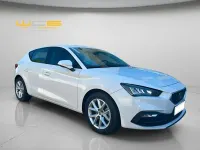 Usado Seat Leon Reference 116 CV (85 kW) 2022 Blanco Utilitario
