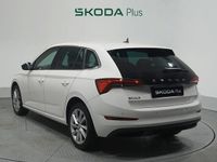 Usado Skoda 110 R Ambition 150 CV (110 kW) 2022 Blanco Berlina