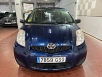 Usado Toyota Yaris Live 90 CV (66 kW) 2009 Azul Berlina