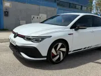 Usado VW Golf VIII GTI 300 CV (220 kW) 2022 Blanco Utilitario