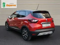Usado Renault Captur Zen 91 CV (66 kW) 2018 Rojo SUV