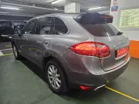 Usado Porsche Cayenne 382 CV (280 kW) 2013 Gris / plata SUV