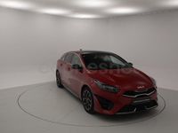 Usado Kia ProCeed GT-Line 120 CV (88 kW) 2022 Rojo Familiar