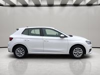 Usado Skoda Fabia Ambition 95 CV (69 kW) 2022 Blanco Utilitario